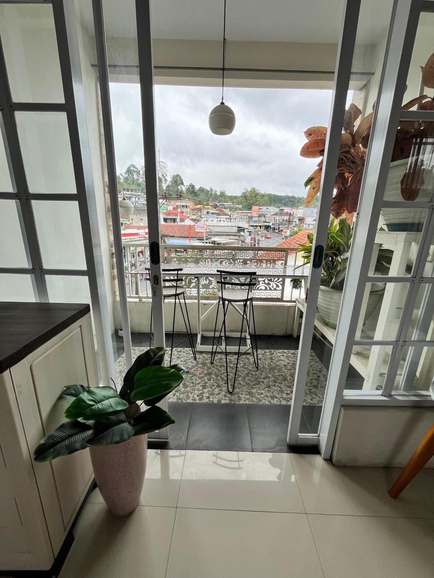 Java Hostel Tumpak Sewu Sidomukti 외부 사진