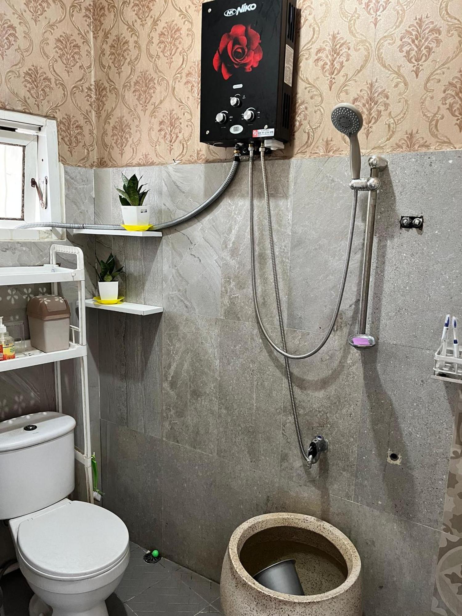 Java Hostel Tumpak Sewu Sidomukti 외부 사진